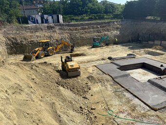 JCB 4CX traktorbager - zemné, búracie a výkopové práce - 5