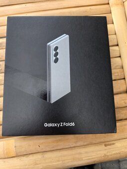 Samsung galaxi Z Fold 6 - 5