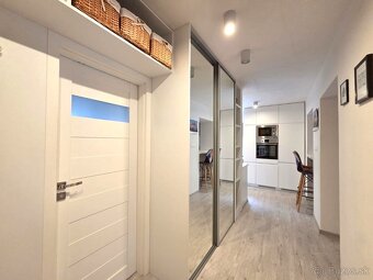 LUXUSNÝ BYT S BALKÓNOM - PRENÁJOM - 5