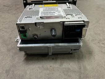 Peugeot 607 fac. - originál. rádio + display. - 5