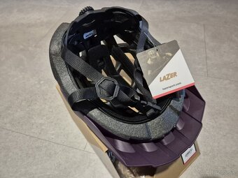 Úplne nová cyklo prilba Lazer Roller - 5