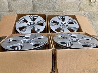 Alu disky org AUDI 5x112 8,5J ET36 R19 - 5