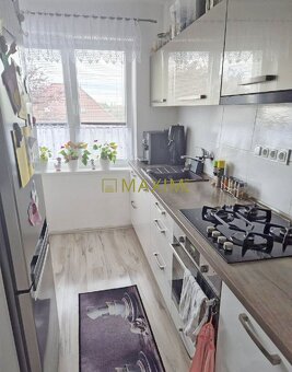 Na predaj 3-izbový byt s balkónom v Sládkovičove - 5