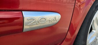 Predám Renault Clio Sport 124 kW – raritné auto pre nadšenco - 5