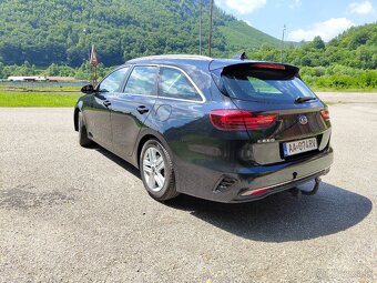 Kia Ceed SW 1.6CRDi 2019 GOLD - 5