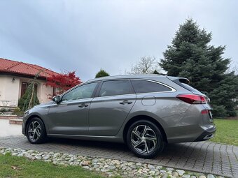 Hyundai i30 CW 1.5 TGDi BENZÍN + mHEV, AUTOMAT, kúpené v SR - 5