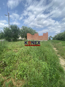 Malý domček, rozostavaná stavba a pozemok – BEŽOVCE - 5