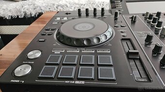 Pioneer XDJ RX2 konzola - 5