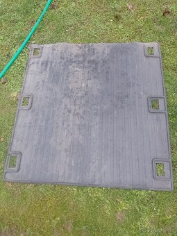 Predám gumené rohože kodiaq Superb 3 mercedes E - 5