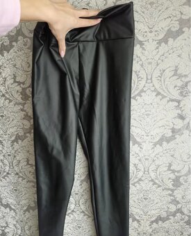 Dámske čierne legíny - 5