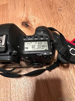 Canon EOS 6D – Full-frame DSLR + 5 batérií - 5