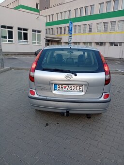 Almera Tino - 5