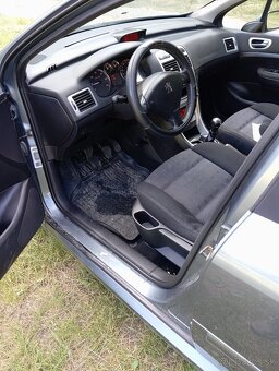 Peugeot 307 SW 1,6hdi 7 miestny - 5