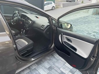 Kia ceed sw 1.4 CCVT Benzin +Plyn - 5