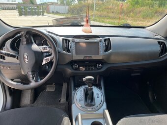 KIA Sportage 2.0 - 5