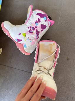 Snowboard + topánky - 5