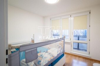 Skvelý 4-izbový byt s loggiou, ideálny pre rodinu alebo... - 5