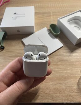 Apple AirPods 1. generácia - 5