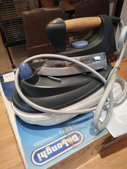 Pedaj profi žehličku DeLonghi 340 s kompresorovovu základňou - 5