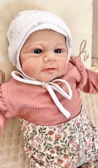 Realistická bábika Eli - 5