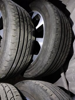 4ks alu disky orig. Nissan 5x114,3 R18 pneu 215/55 R18 - 5