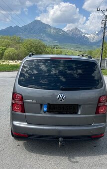 VW Touran 1,6 - 5