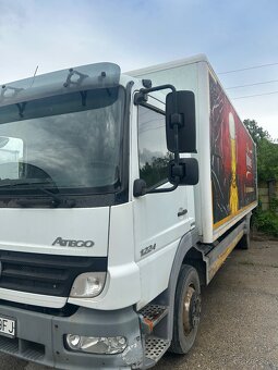 Mercedes atego - 5
