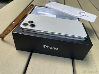Predám iPhone 11 Pro 64GB Silver (Zdravie batérie 92%) - 5