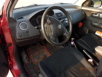 Predám Suzuki Swift 2005-1,3i - 5