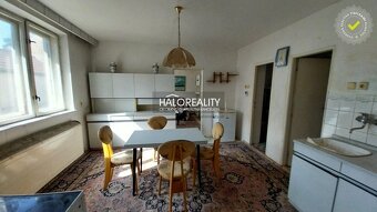 HALO reality - Predaj, rodinný dom Naháč, s garážou, pozemok - 5