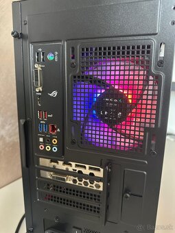 I5-8400 / RX580 8GB /16GB DDR4 RAM / 250GB NVME - 5