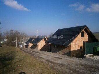 Chatkový komplex šiestich chát na predaj v obci Podhájska  - 5