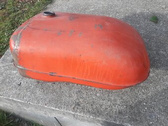 Palivová nádrž na Zetor 25 - 5