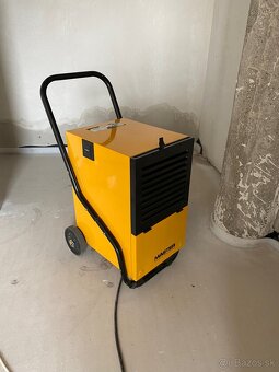 Prenajmem odvlhcovac vzduchu MASTER - 5