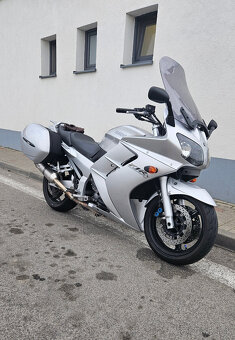 Yamaha FJR 1300 - 5