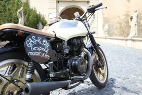 Honda CB 400 Cafe Racer - 5