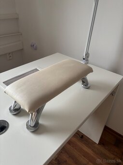 Predam manikérsky stol - 5