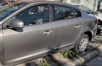 Renault Fluence 1.5 dCi 2012 predám KAPOTA, MOTOR K9KG8 - 5