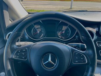 Mercedes Benz V trieda - 5
