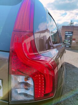Volvo XC90 D5 147kw - Náhradní díly - 5