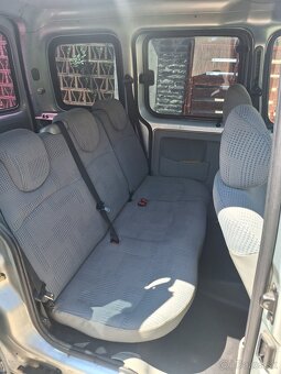 Renault Kango 2 - 5