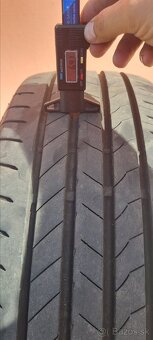 Predám 4ks letné pneu.225/65R17 Bridgestone dezen 6,4mm - 5