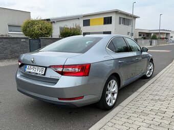 Superb 3 sedan 1.8TSI 132kW 180K - 5