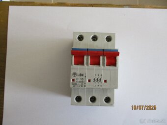 Predám vypínač 32A  Rôzne ističe - 5