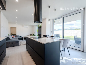 IBA U NÁSNa predaj 4i rodinný dom, 588m2, Trenčianská Turná - 5