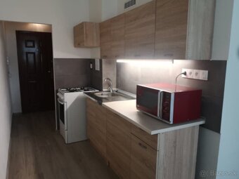 Predám 1- izbový byt Nitra Chrenová - 5