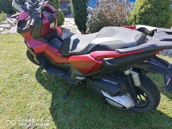 Honda ADV 350 - 5