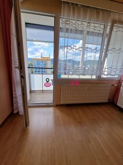 PREDAJ : veľký 2 izbový byt s výmerou 75 m2 s možnosťou prer - 5