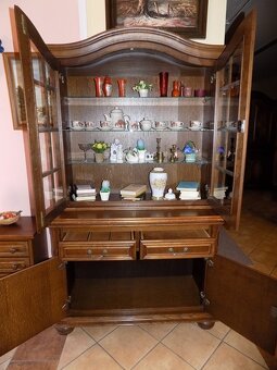 Príborník - vitrína - 5