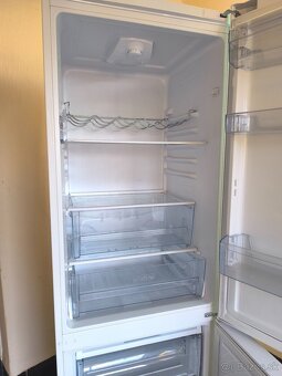 Chladnička s mrazničkou Beko. - 5